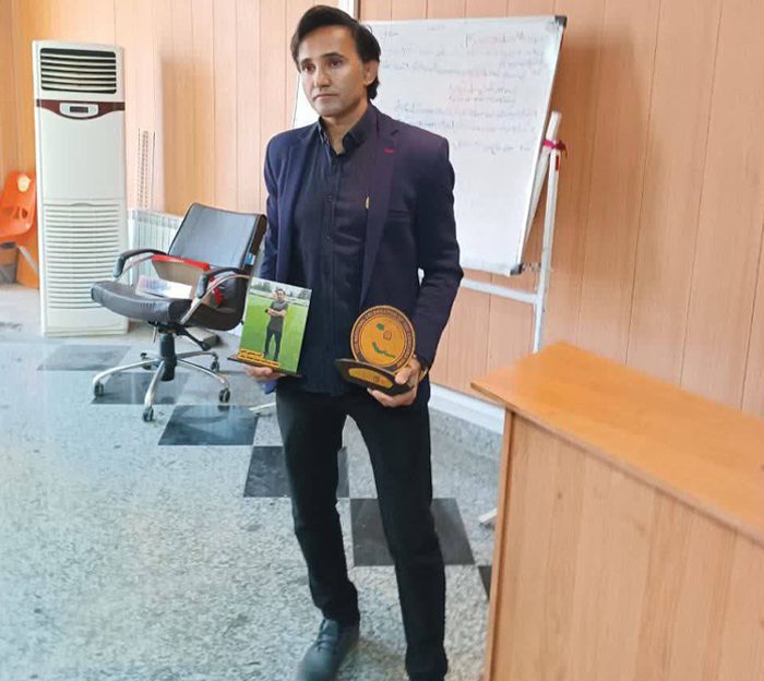 مصطفی کاشی مربری فوتبال در همدان